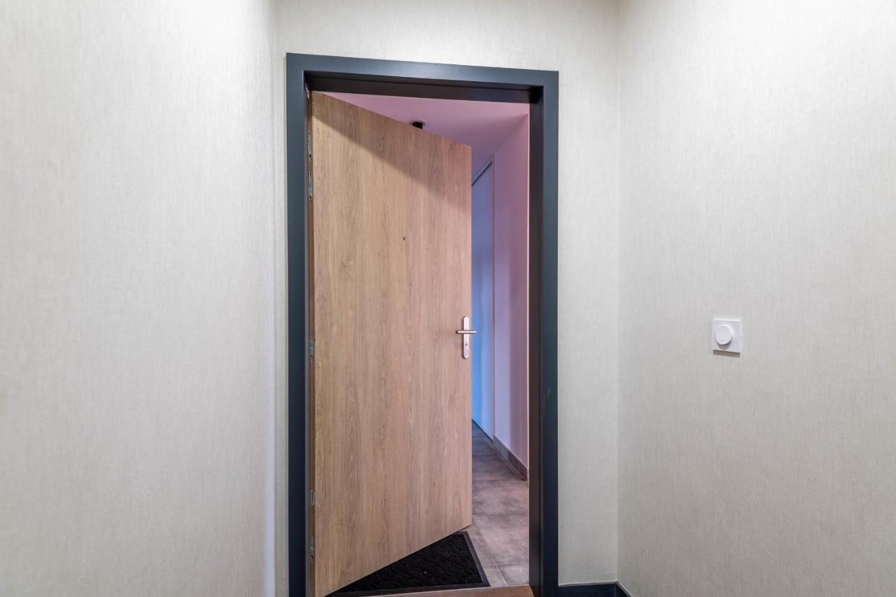 アヌシーVire Moulin Furnished Flatアパートメント エクステリア 写真